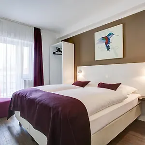 https://centro-hotel-west.hamburg-hotels-de.com